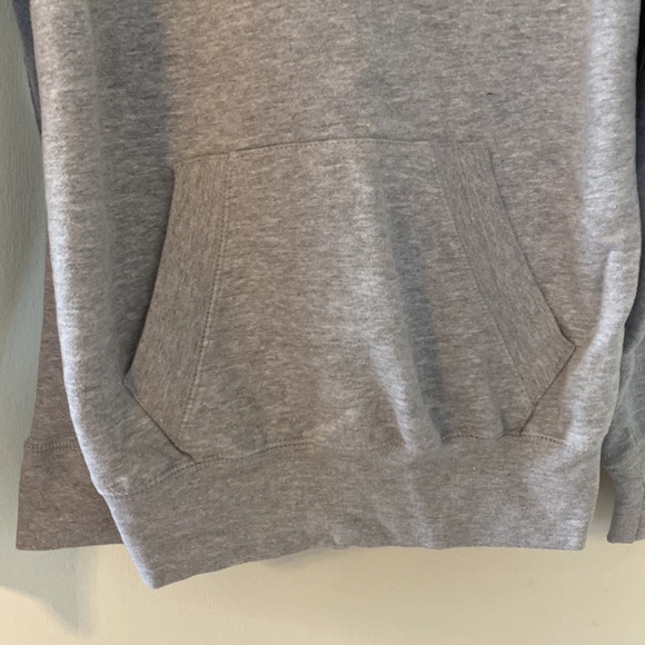 Wisconsin Sweatshirt - Picture 2 of 8